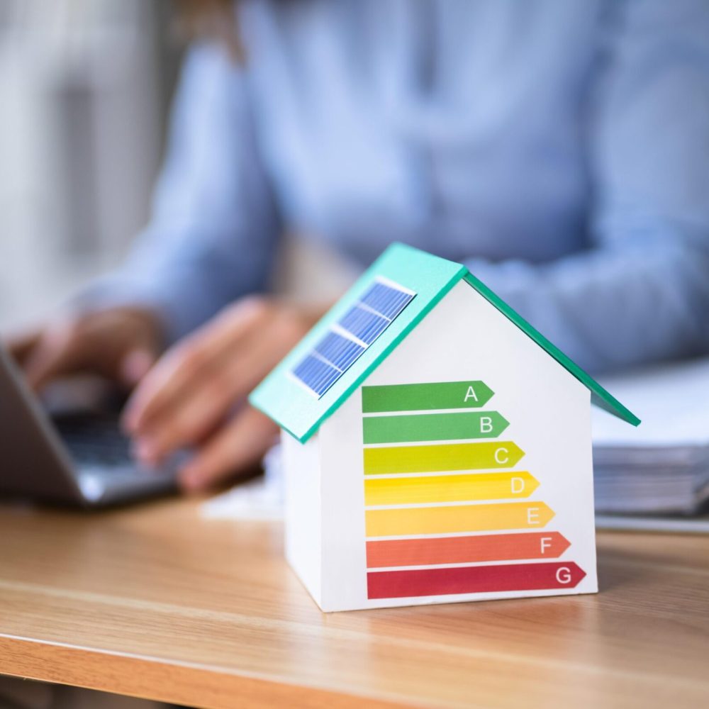 Obtén tu certificado energético en Mallorca con Struktureit, expertos en evaluaciones energéticas para propiedades en la isla