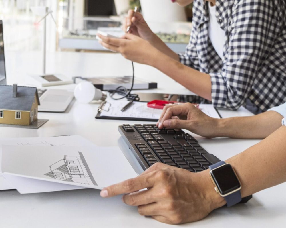 Struktureit te ayuda con proyectos de actividad profesional en Mallorca, gestionando toda la documentación técnica para cumplir con los requisitos de la administración